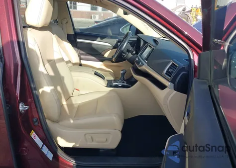 2018 Toyota Highlander Xle из США, поврежденный, VIN 5TDJZRFH3JS911255